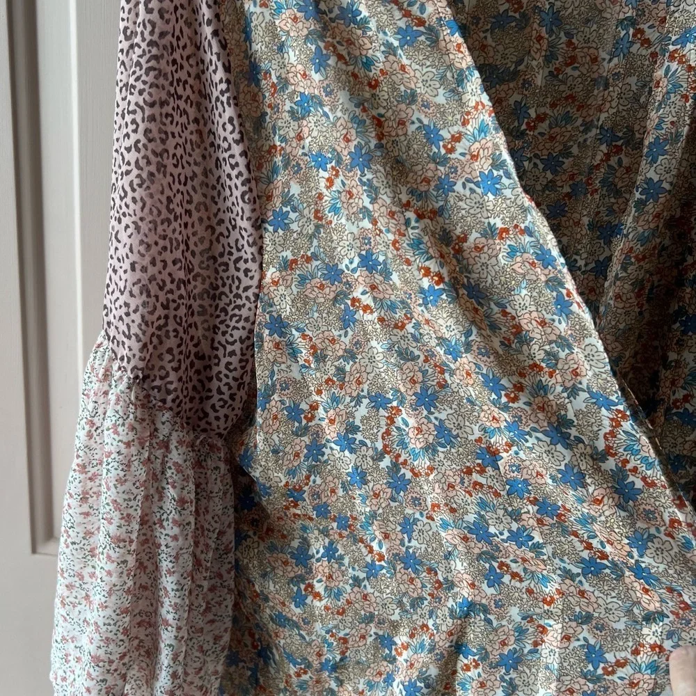 Pink Brown Sheer Bell Sleeve Ditzy Floral Boho Kimono Robe Boho EUC M/L #1474